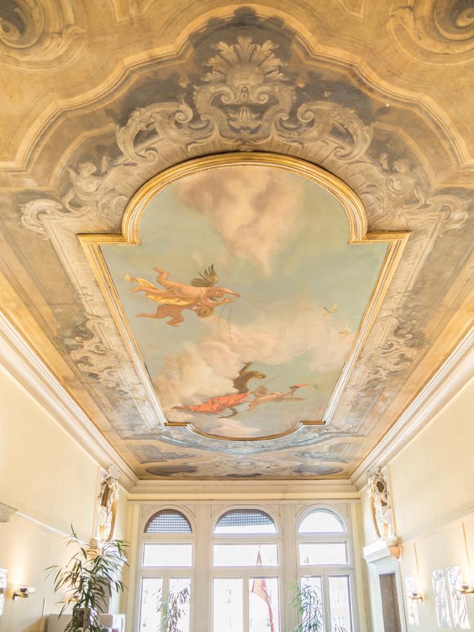 Grand Canal Palace With Lift Venice Exterior photo